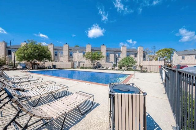 3148 Holly Hall Street 3148, Houston, TX 77054