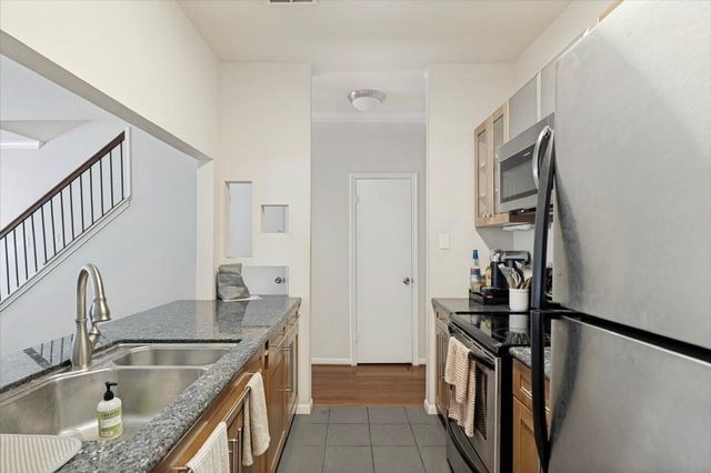 3148 Holly Hall Street 3148, Houston, TX 77054