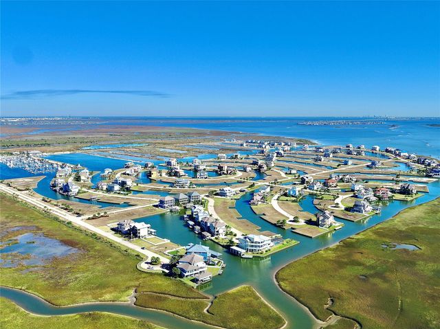 1 Fleming, Hitchcock, TX 77563