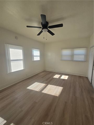942 E 2nd 7, Long Beach, CA 90802
