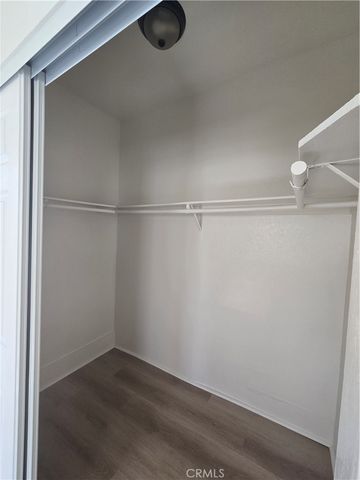 942 E 2nd 7, Long Beach, CA 90802
