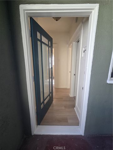 942 E 2nd 7, Long Beach, CA 90802