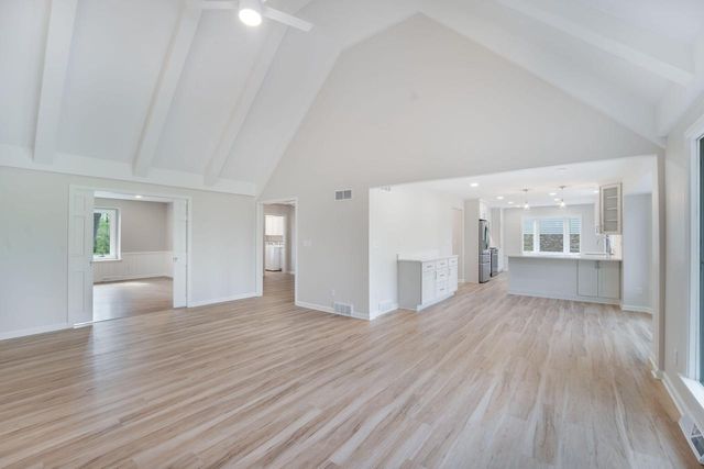 12409 Golf DRIVE, Mequon, WI 53092