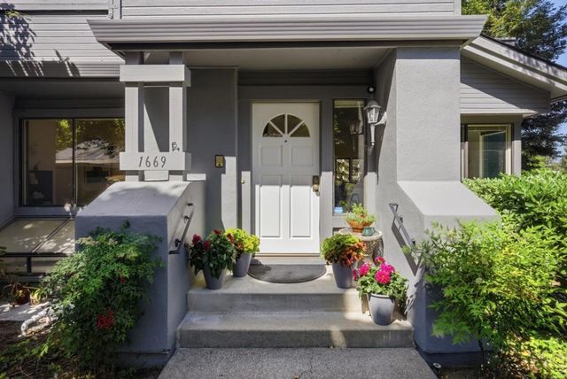 1669 Geary Road, Walnut Creek, CA 94597