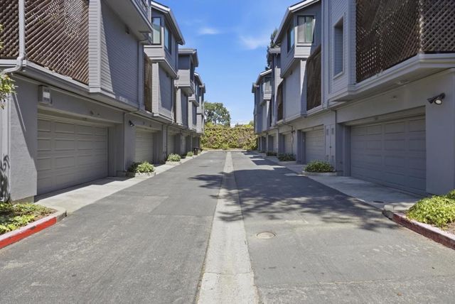 1669 Geary Road, Walnut Creek, CA 94597