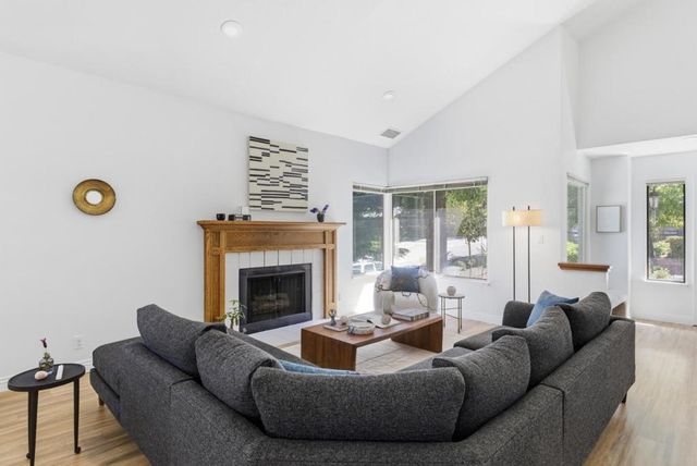 1669 Geary Road, Walnut Creek, CA 94597