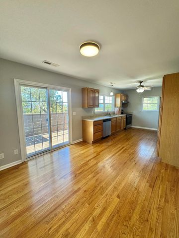 3033 Westside Drive, Chattanooga, TN 37404