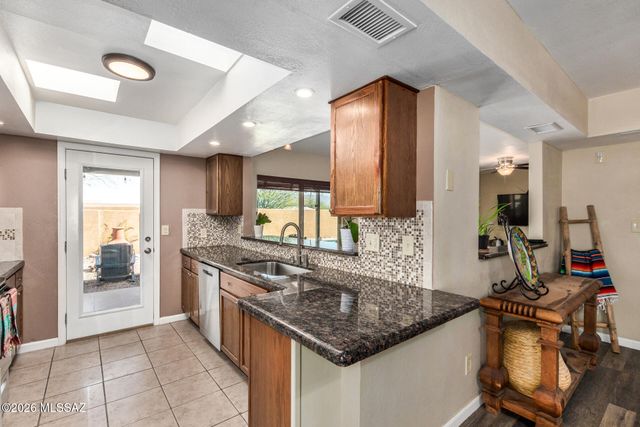 3565 S Avenida De Las Palmas, Tucson, AZ 85730