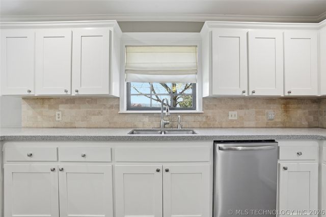 3704 S Braden Place, Tulsa, OK 74135