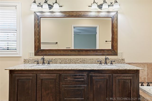 3704 S Braden Place, Tulsa, OK 74135