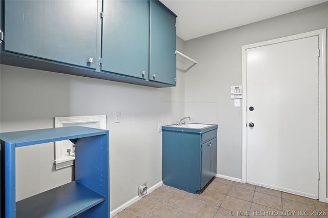 3704 S Braden Place, Tulsa, OK 74135