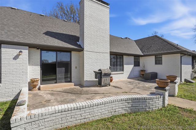 3704 S Braden Place, Tulsa, OK 74135