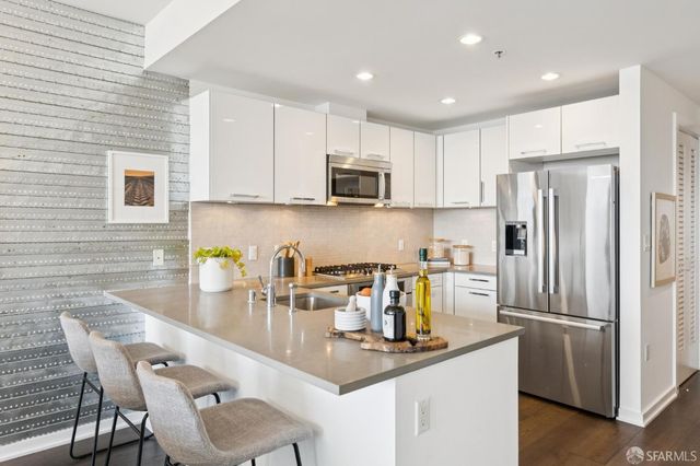 1 Hawthorne Street 23D, San Francisco, CA 94105