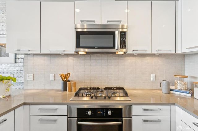 1 Hawthorne Street 23D, San Francisco, CA 94105