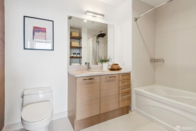 1 Hawthorne Street 23D, San Francisco, CA 94105