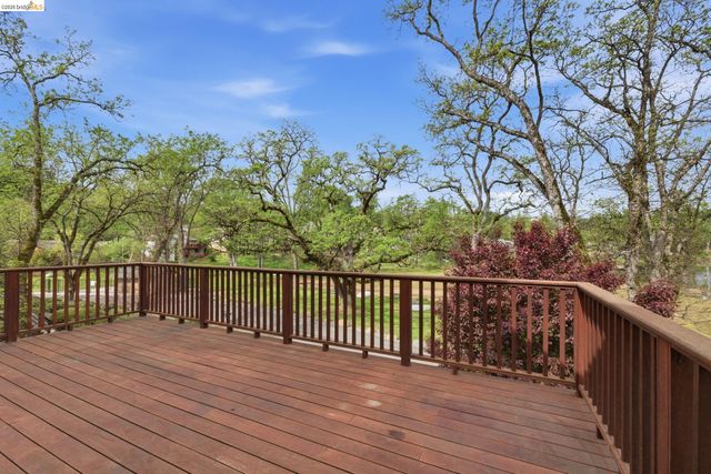 20575 Lori Ln, Sonora, CA 95370