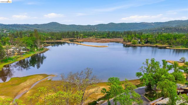 20575 Lori Ln, Sonora, CA 95370