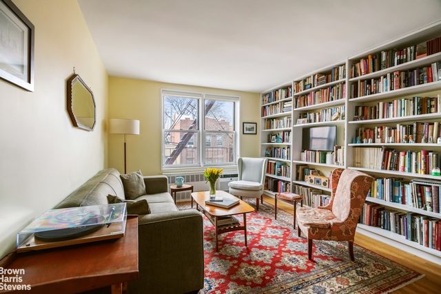 3976 57th St Apt 4G, New York City, NY 11377