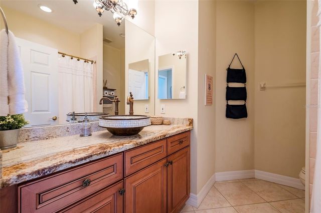 9453 NE DISCOVERY TERRACE 201C, Bradenton, FL 34212