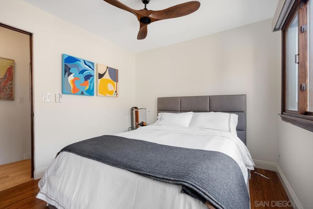 Image 11 of property listing at 410 Pearl St. 2B, La Jolla, CA 92037