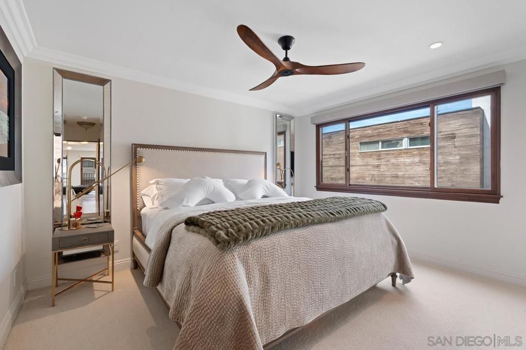 Image 14 of property listing at 410 Pearl St. 2B, La Jolla, CA 92037