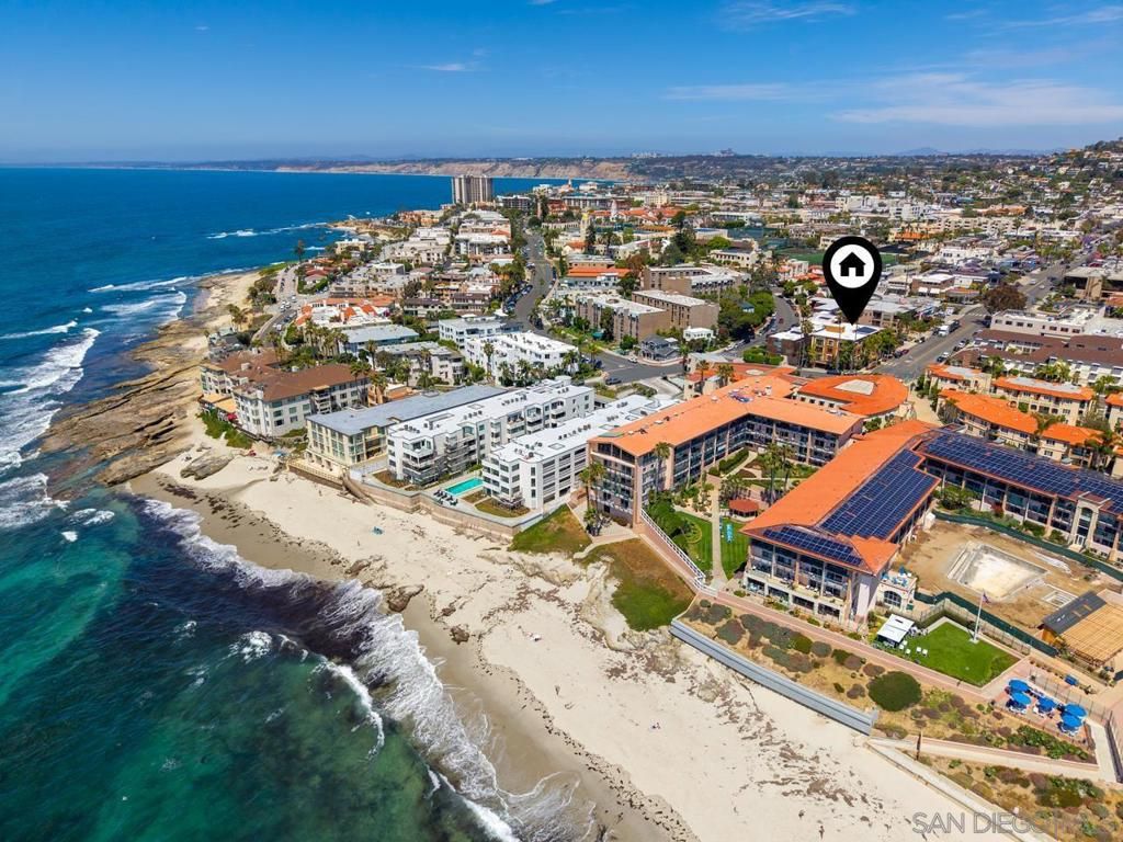 Image 20 of property listing at 410 Pearl St. 2B, La Jolla, CA 92037