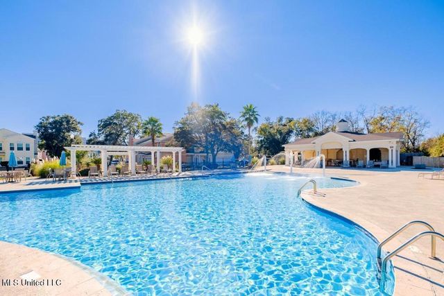 2252 Beach Drive, 1304, Gulfport, MS 39507