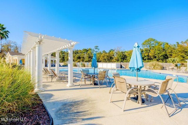 2252 Beach Drive, 1304, Gulfport, MS 39507