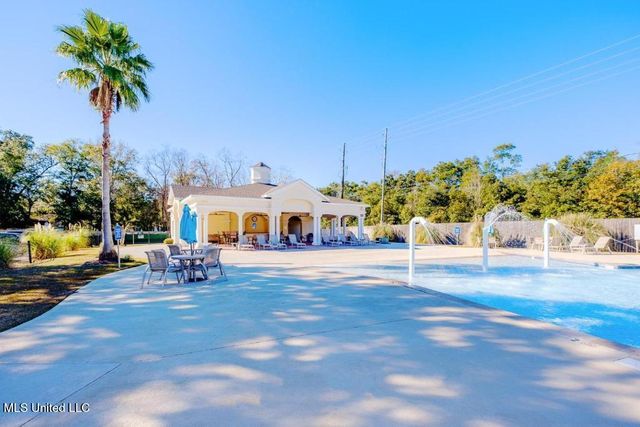 2252 Beach Drive, 1304, Gulfport, MS 39507