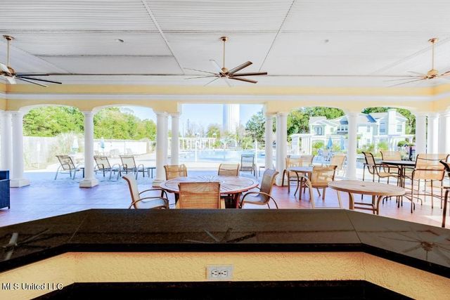 2252 Beach Drive, 1304, Gulfport, MS 39507