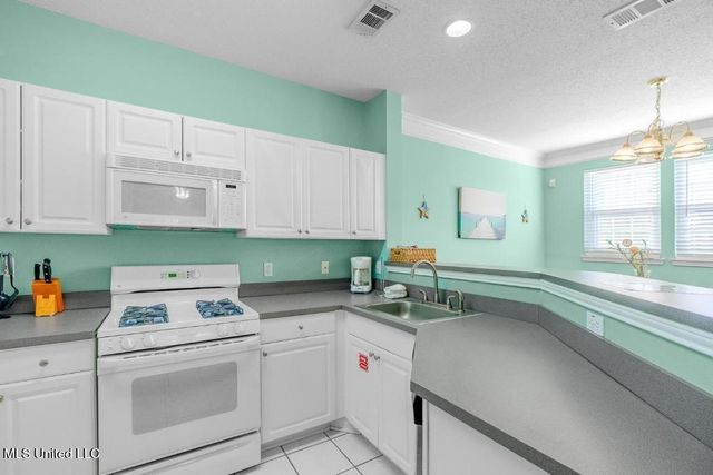 2252 Beach Drive, 1304, Gulfport, MS 39507