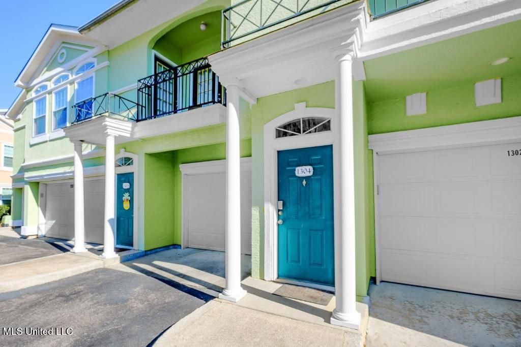 2252 Beach Drive, 1304, Gulfport, MS 39507