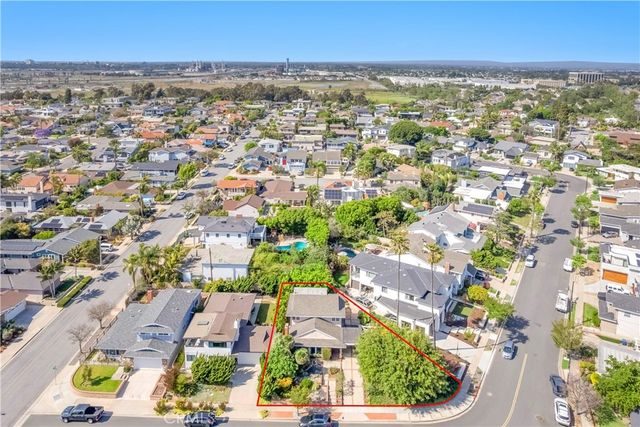1709 Harbor Way, Seal Beach, CA 90740