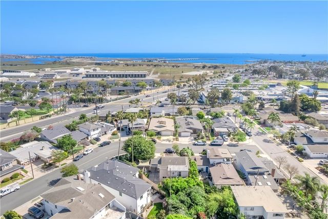 1709 Harbor Way, Seal Beach, CA 90740