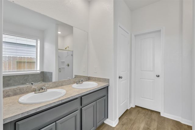 16609 Merry Pines Drive, Conroe, TX 77302
