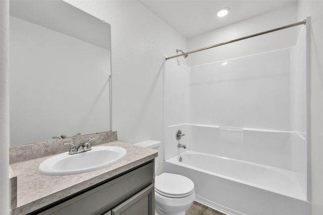 16609 Merry Pines Drive, Conroe, TX 77302