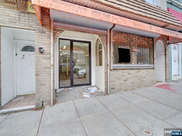 1011 Summit Avenue, Union City, NJ 07087