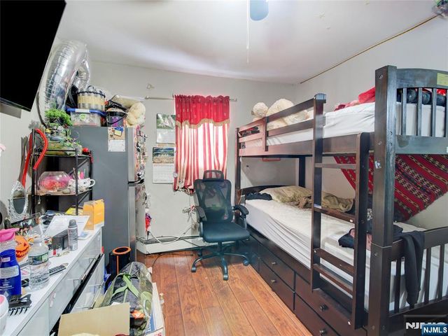 1011 Summit Avenue, Union City, NJ 07087