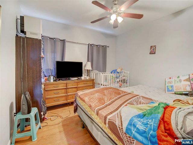 1011 Summit Avenue, Union City, NJ 07087