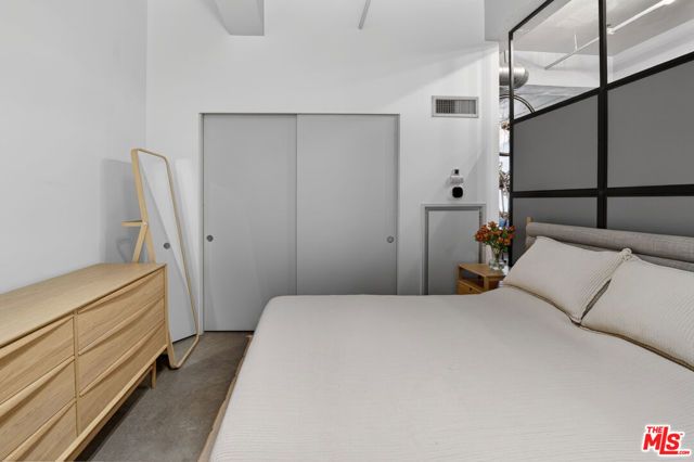 849 S Broadway 203, Los Angeles, CA 90014