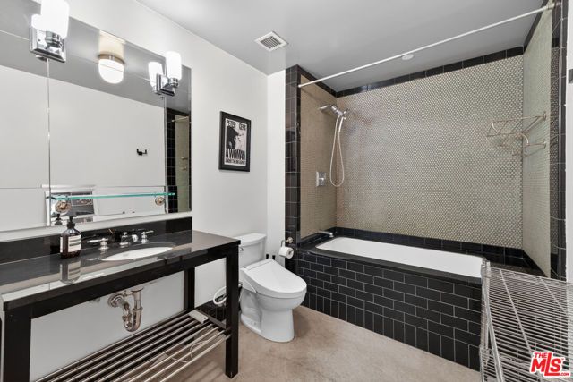849 S Broadway 203, Los Angeles, CA 90014