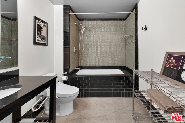 849 S Broadway 203, Los Angeles, CA 90014