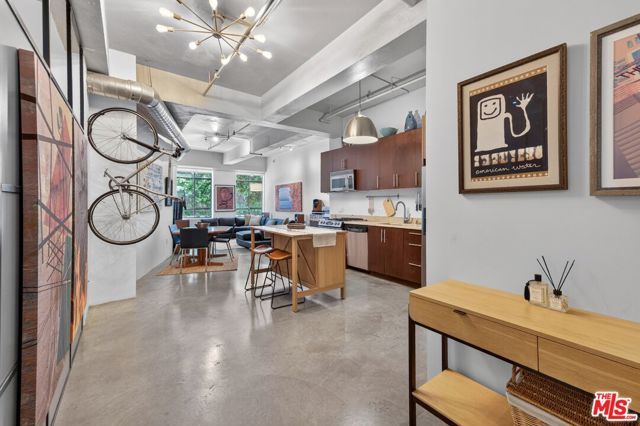 849 S Broadway 203, Los Angeles, CA 90014