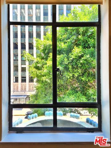 849 S Broadway 203, Los Angeles, CA 90014