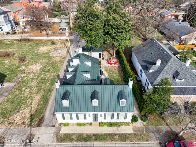 110 E Brashear Ave, Bardstown, KY 40004