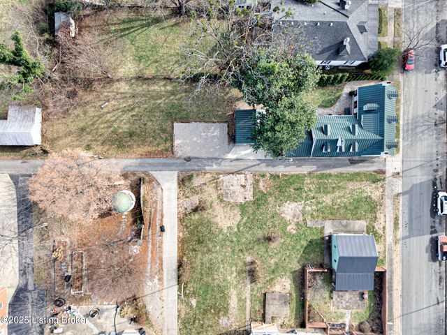 110 E Brashear Ave, Bardstown, KY 40004