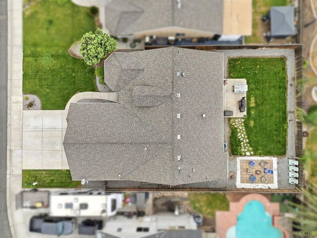 1155 W Julia Way, Hanford, CA 93230