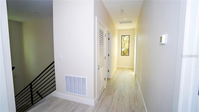 404 E SEWARD STREET, Tampa, FL 33604