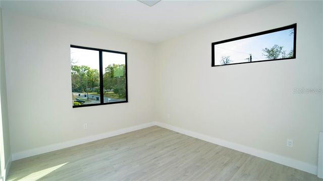 404 E SEWARD STREET, Tampa, FL 33604