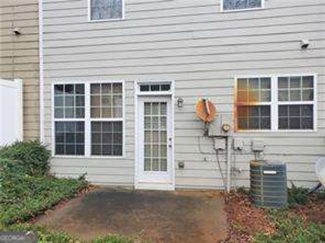 945 Pierce Brennen Drive, Lawrenceville, GA 30043